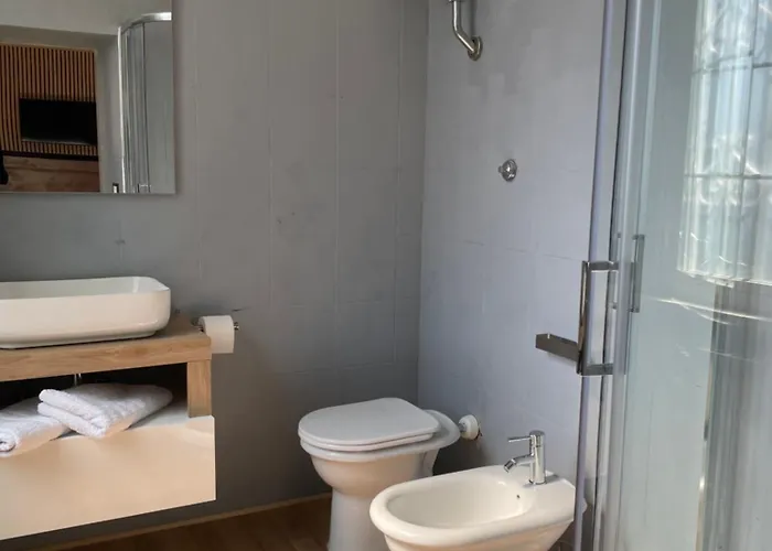 Oda ve Kahvaltı La Di